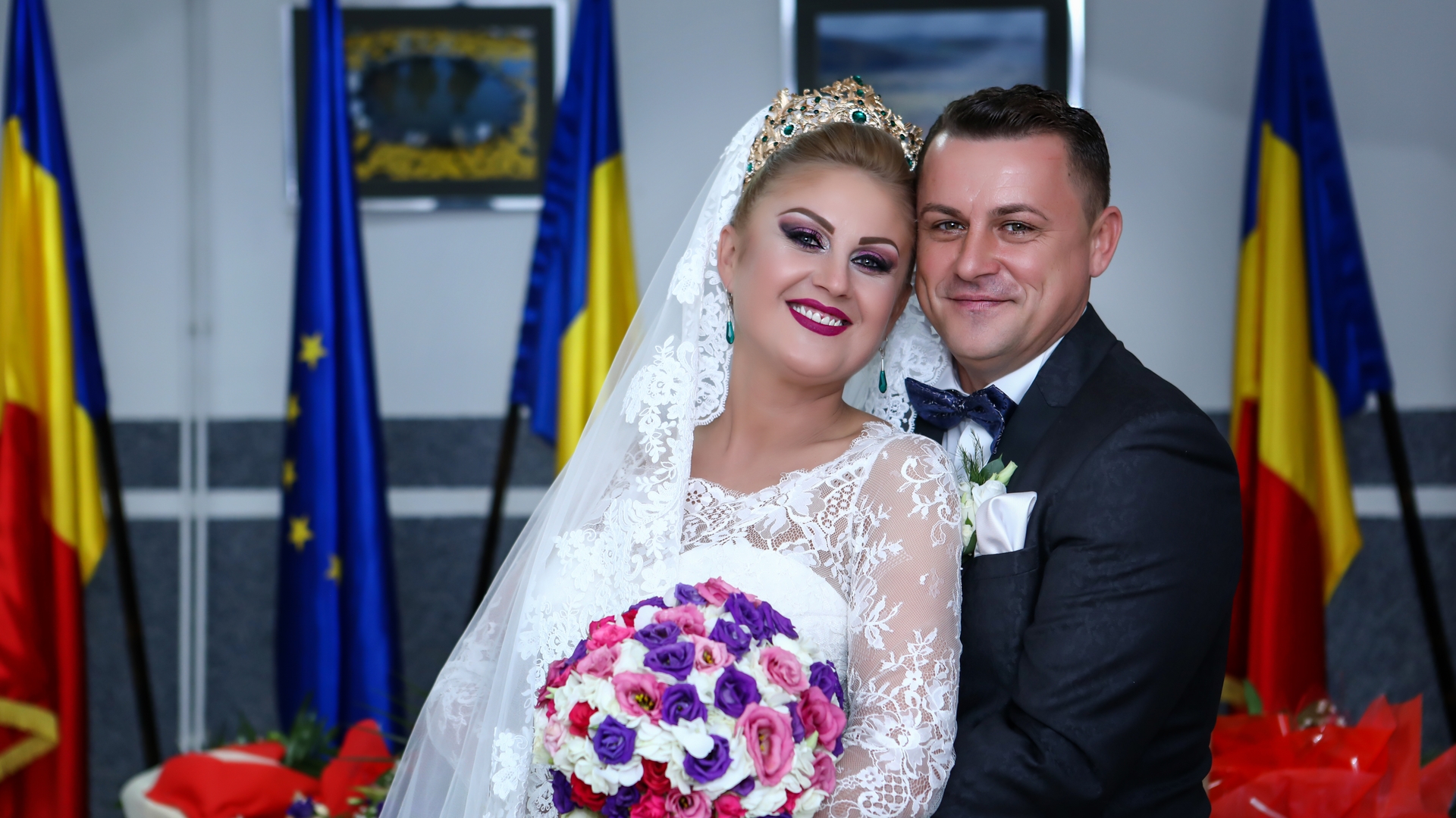 Primele imagini de la nunta cu 7000 de invitaţi! Primarul Lucian Morar şi cântăreaţa Ioana Pricop au "marcat" nunta anului 2017