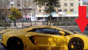 Asta e sfidare! MARESTE IMAGINEA si vezi cum a putut sa-si parcheze masina excentricul milionar Dan Nicorescu!