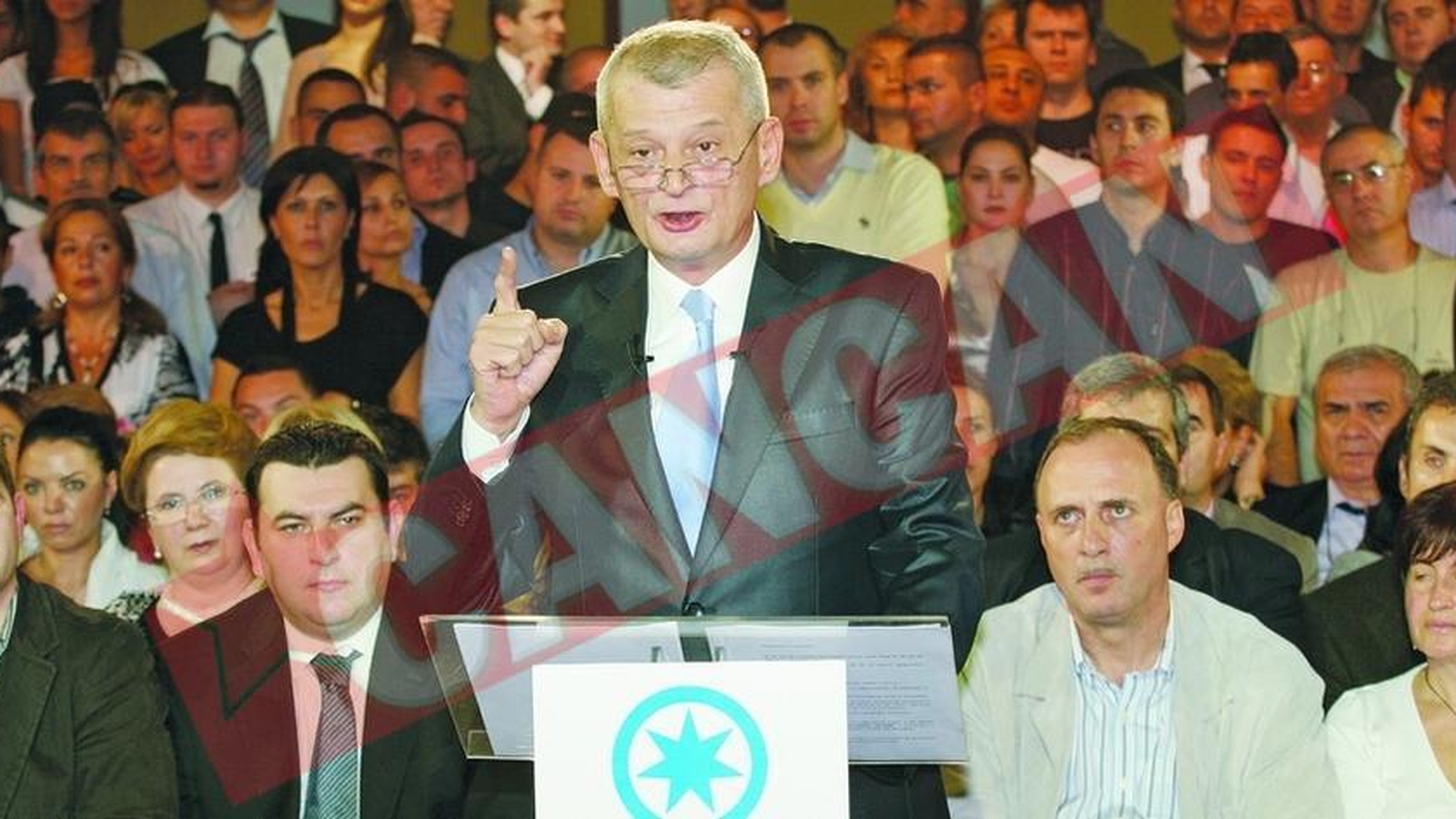 Primarul Sorin Oprescu si-a luat concediu pentru campanie