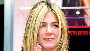 Jennifer Aniston, in lacrimi la spital! Si-a iertat mama dupa 15 ani