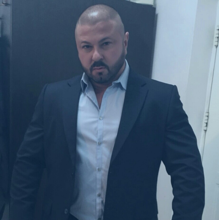 George Parchet a ales să câștige un salariu modest de bodyguard, dar să respire aerul libertății