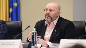 Aurelian Bădulescu, decizie dură luată împotriva patronilor care și-au deschis localurile din Herăstrău: “Am dispus suspendarea autorizațiilor”