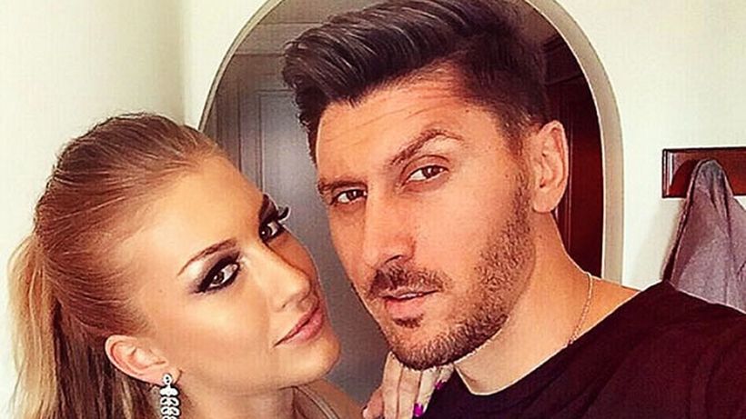 Fotbalistul şi logodnica lui s-au distrat în trei! Şi-au scos la LOFT bebeluşul… nenăscut!