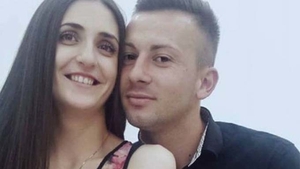 Se iubeau la nebunie de ani de zile, urmau să se căsătorească, dar au murit într-un accident teribil! Ce decizie uluitoare au luat părinţii tinerilor