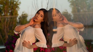 Nicole Cherry s-a distrat în club, până dimineaţa! Artista va naşte în curând primul său copil