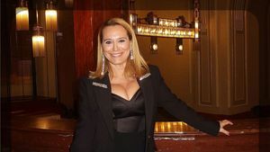 Cu cine face Andreea Esca Revelionul? Detalii din "bucătăria" internă