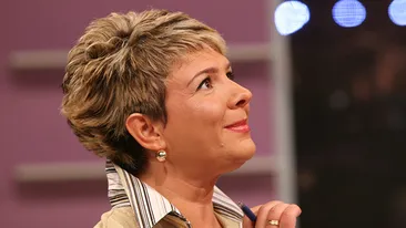 CLIPE DUREROASE! TEO TRANDAFIR, din nou pe masa de OPERATIE! Ce urmeaza sa se intample cu prezentatoarea tv!