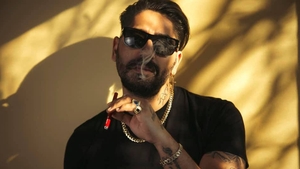 Connect-R, scandal în public: “Ce c@#@$ aveți în cap, bă, triștilor?! Atât de depresivi și de încuiați”! Ce l-a înfuriat la culme pe artist