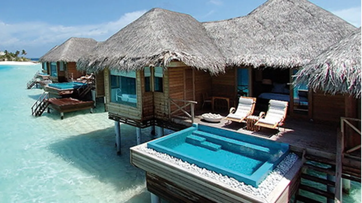 Cat costa o noapte in paradis? Vezi ce casute de 5 stele te asteapta in Maldive!