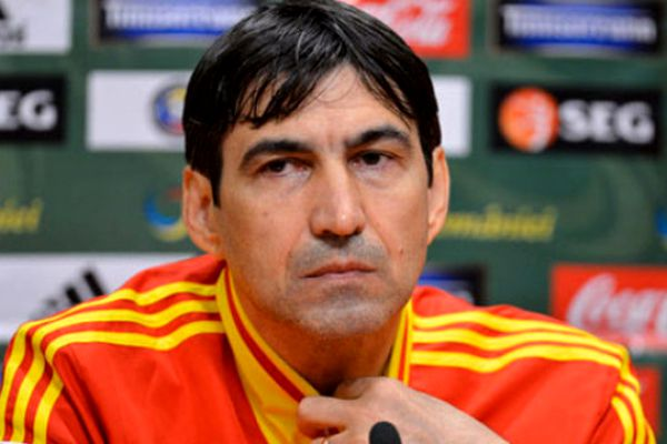 Victor Pițurcă este un antrenor exigent