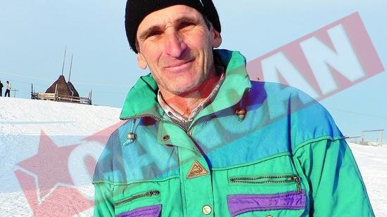 A facut din banii lui o partie pentru copiii din sat