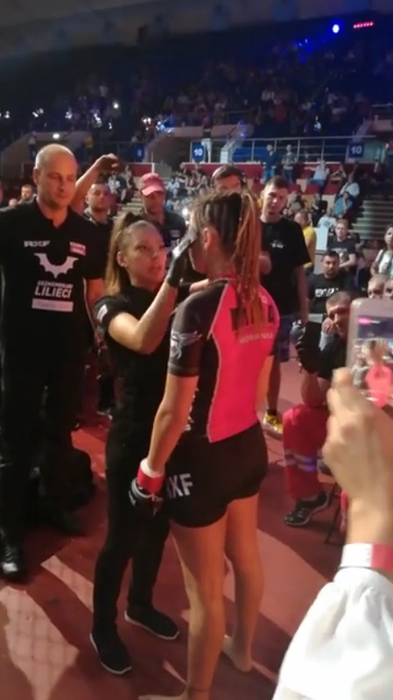 Diana Belbiță, prima luptă din cușcă după ce s-a întors de la “Exatlon”. Mesajul transmis după meci