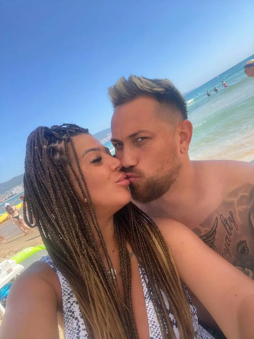 Geanina Obreja și Costas Elisav, de la „Insula iubirii”. Sursa foto: Instagram