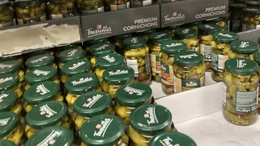Câți lei costă un borcan cu castraveți cornișon în oțet, în Kaufland București. Sunt nelipsiți din salata Boeuf