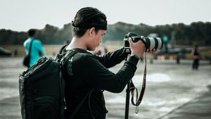 Încă un jurnalist și-a pierdut viața în războiul din Israel. Colegii tânărului au fost grav răniți, în urma atacului aerian