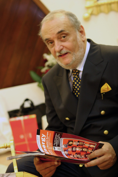 Dinu Patriciu a murit pe 19 august 2014, la Londra, de cancer hepatic
