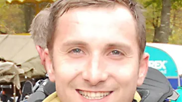 Dani Otil si tricoul de care se teme: N-am aparut nici la bine, nici la prost imbracati Vezi cum arata