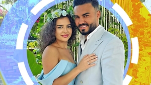 Detalii explozive despre nunta secretă a lui Jador cu Oana Ciocan! 50 de invitaţi, naşi celebri şi surpriza serii: numele copilului!