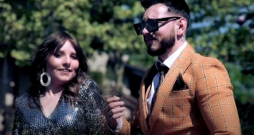 Vulpița și Rafaelo, numărul 1 în trending