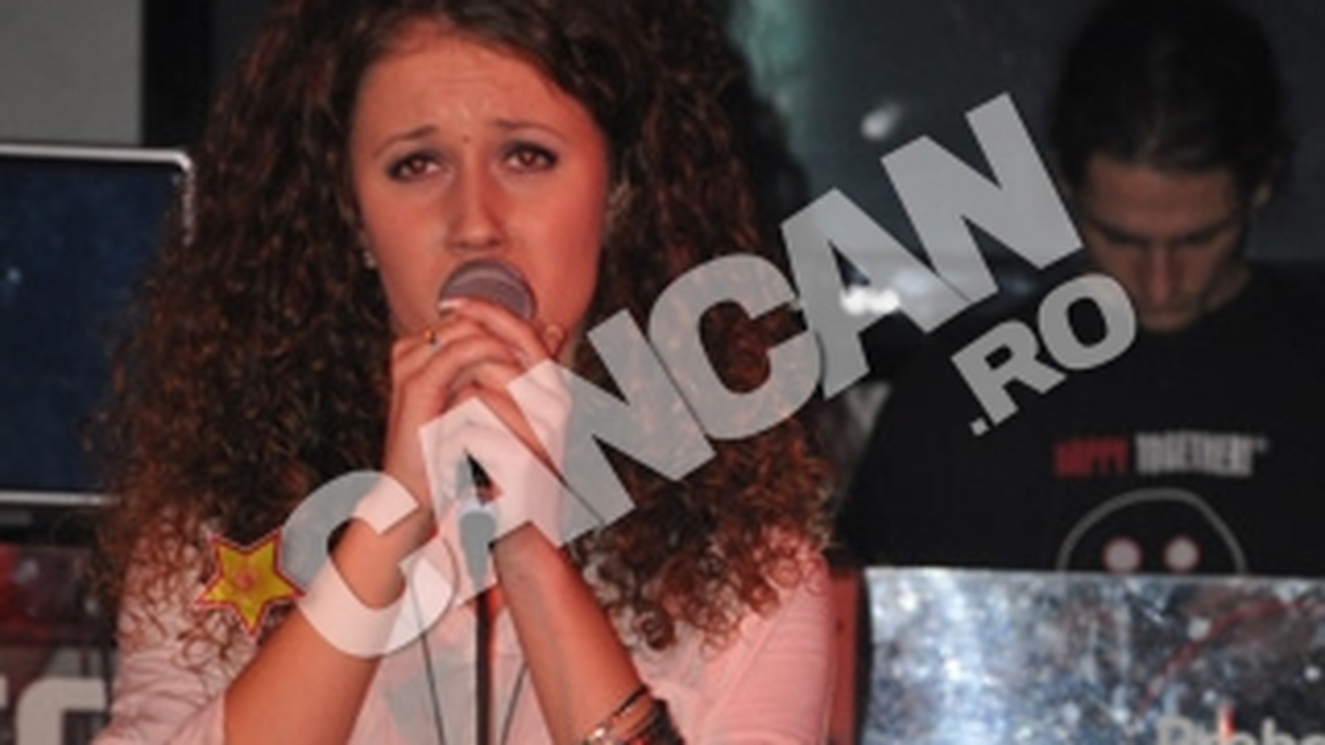VIDEO Iti era dor de Alexandra Craescu? Vezi aici cum a evoluat de cand a parasit "Vocea Romaniei", sezonul I