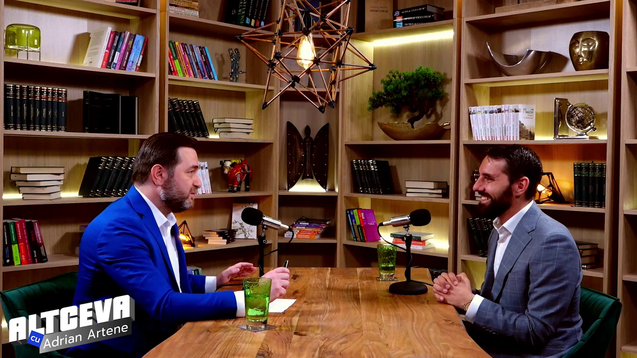 Podcastul va putea fi urmărit sâmbătă, 23 iulie, de la ora 19.00, pe canalul de YouTube ”ALTCEVA cu Adrian Artene” / (Sursa: Captură video)