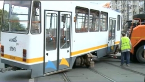 Tramvai 41, deraiat în Ghencea! Circulația pe această line, blocată