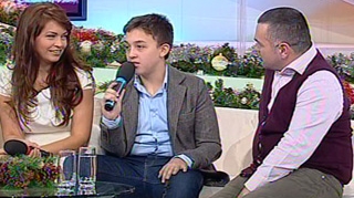 VIDEO Copiii lui Doroftei se rasfata! "Mama face o mancare buna, dar preferam sa mancam la pub!"