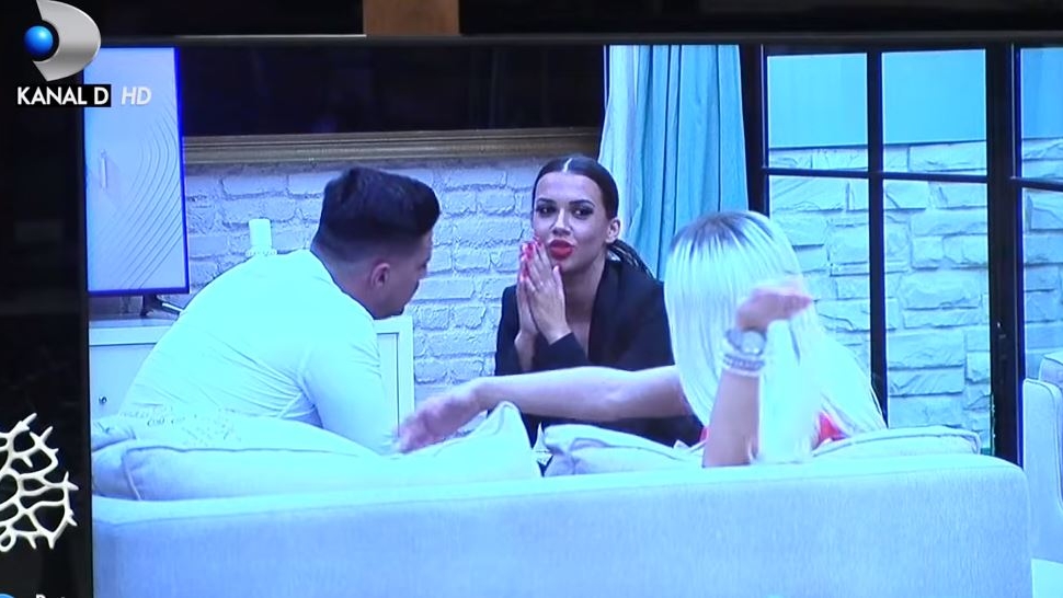 Andra și None de la Puterea Dragostei au dat frâu liber sentimentelor. Bogdan Mocanu a plecat din emisiune