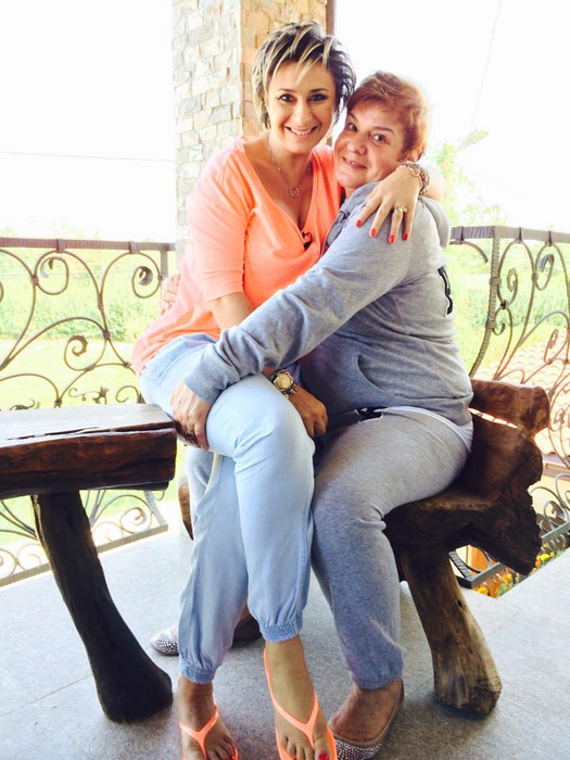 Anamaria Prodan i-a stat alături mamei sale până în ultima clipă