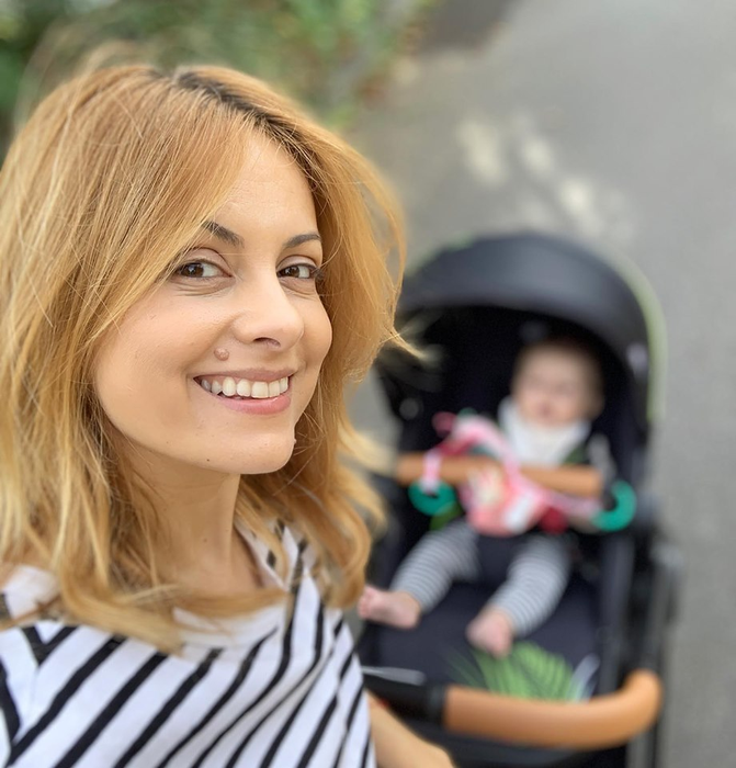 Simona Gherghe a ales nașii băiețelului său. Fosta prezentatoare de la Acces Direct de la Antena 1 a făcut primele declarații despre botez