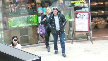 Viorel Moldovan si-a facut sotia fericita cu o sesiune de shopping in mall