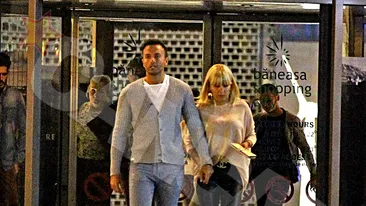 Elena şi Valentin, amor adolescentin! Udrea şi noul iubit au fost filmaţi noaptea, în timp ce…