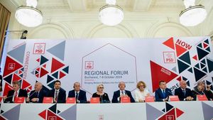 Viorica Dăncilă a făcut mult-așteptatul anunț pe Facebook. “Am semnat alături de...”