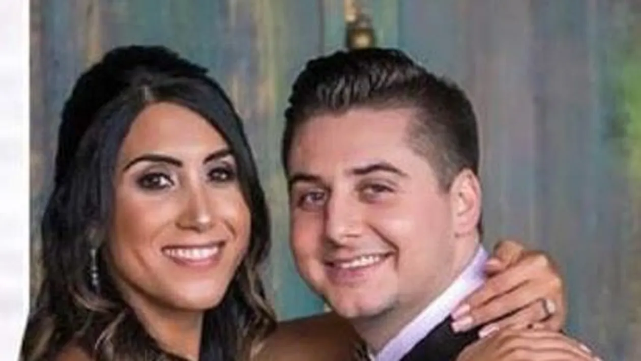 Incredibil: și-a îngropat soția în rochia de mireasă pe care a purtat-o în ziua nunții!