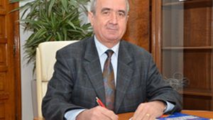Cine e Alexandru Șonea, profesorul găsit mort în biroul său