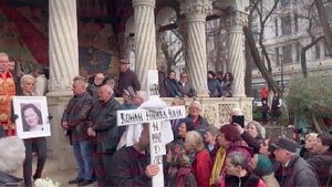 Cât a costat înmormântarea Mioarei Roman. Pachete cu icre de sturion și somon, împărțite la cimitir: ”Unii au luat și 3!”