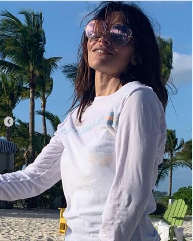 Sarah Shahi și Steve Howey au semnat actele de divorț, iar custodia celor 3 copii este comună. S-a aflat și cum și-au împărțit averea