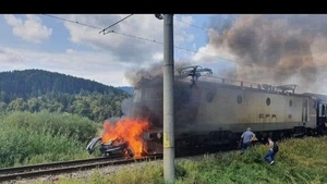 Accident feroviar, urmat de incendiu! Doi oameni au murit