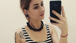 Crăciun însângerat pentru o moldoveancă de 22 de ani! Ucisă în prima zi! Unde au găsit-o poliţiştii