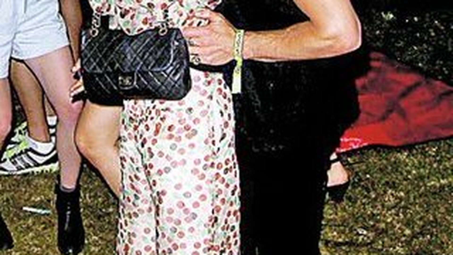 Fosta sotie a lui Marilyn Manson si-a gasit fericirea tot alaturi de un artist. Dita von Teese l-a sedus pe solistul trupei Hurts