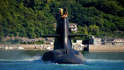 Spionaj în favoarea Iranului: O româncă, acuzată de pătrunderea într-o bază de submarine din Marea Britanie