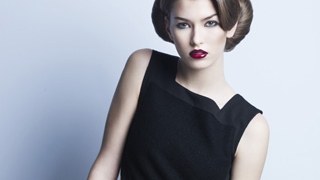 Coafuri pentru par lung inspirate din anii '30-'70! Stilul retro, sursa de creatie pentru hair-stylistii internationali