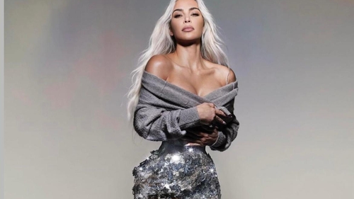 Kim Kardashian, apariție controversată la Met Gala 2024: ,,Câte coaste și-a scos?”