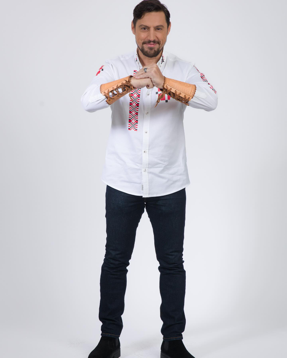 Daniel Pavel, prezentatorul show-ului filmat în Republica Dominicană s-a pus pe treabă! A intrat în cantonament înainte de Survivor