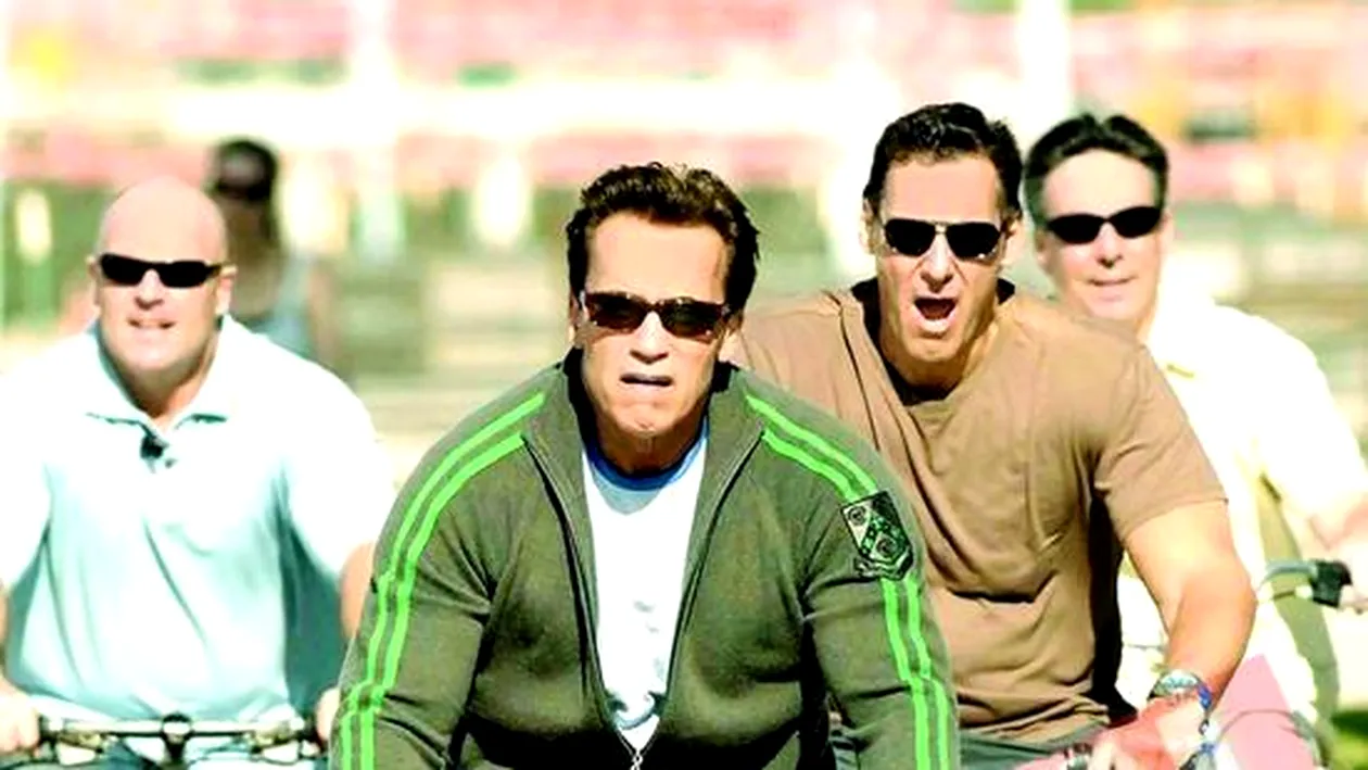 Schwarzenegger, in inspectie pe bicicleta