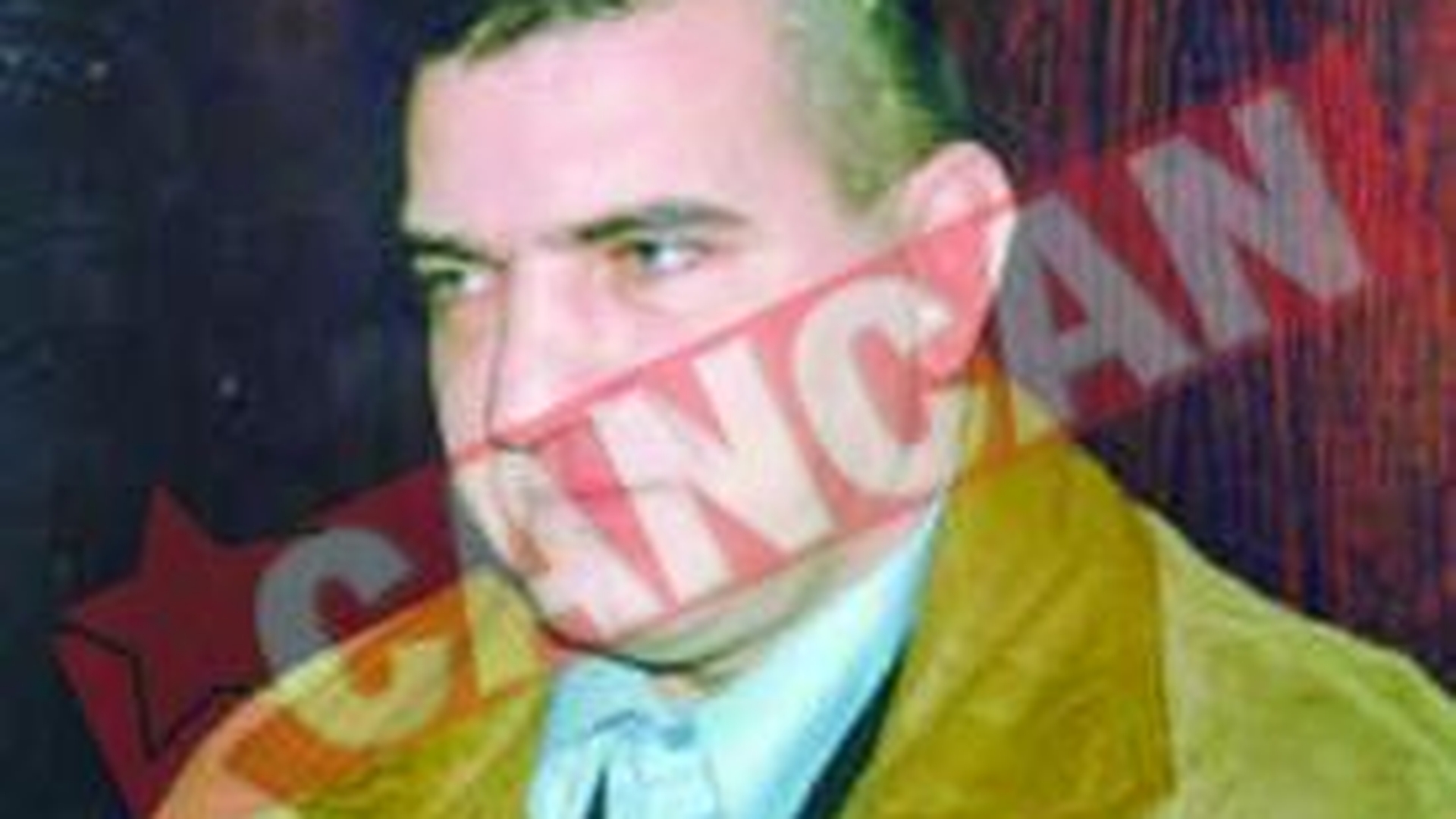Lasat fara ureche si "tatuat" cu un cui