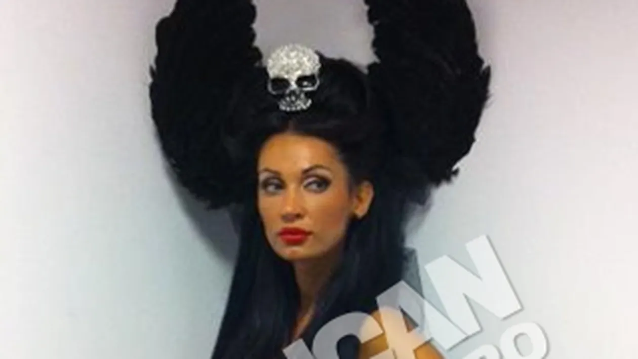 Sotul Nicoletei Luciu, in cea mai adevarata postura: Csergo,  intre inger si demon!  Una-i mama la copii, alta-i pofta inimii Versurile lui Vali Vijelie i se potrivesc manusa lui Zsolt! Asculta melodia care ii tulbura noptile!