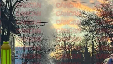 Incendiu de proporții în București! O casă a luat foc în zona Muzeului Militar Central! Mai multe echipaje au ajuns la fața locului