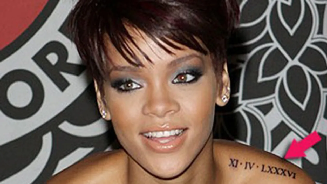 Rihanna, aproape dezbracata si incolacita pe o bara in vacanta din Grecia. Imaginile pe care barbatii le vor privi minute in sir