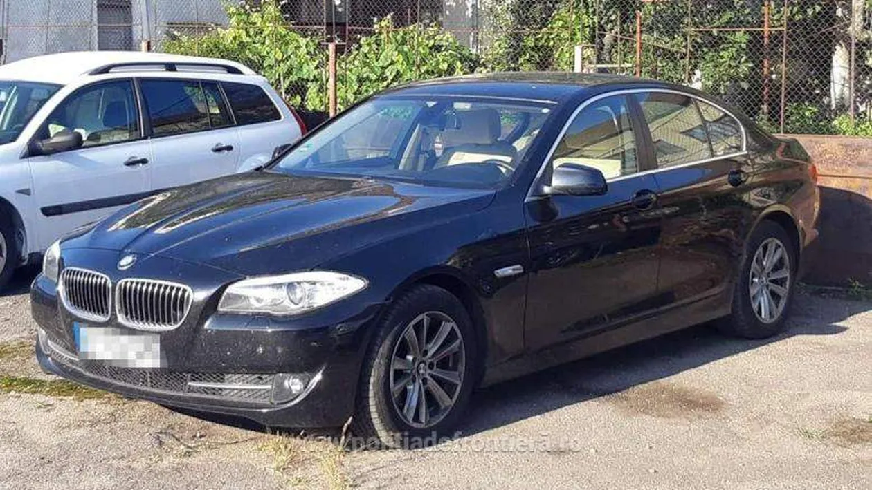 Un român şi-a luat un BMW de 70.000 de lei, dar i-a fost confiscat în vamă. Ce descoperire rară a fost făcută de autorități